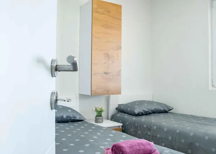 Mobilehome In - Paklenica Riviera 51117 База отдыха Поседарье
